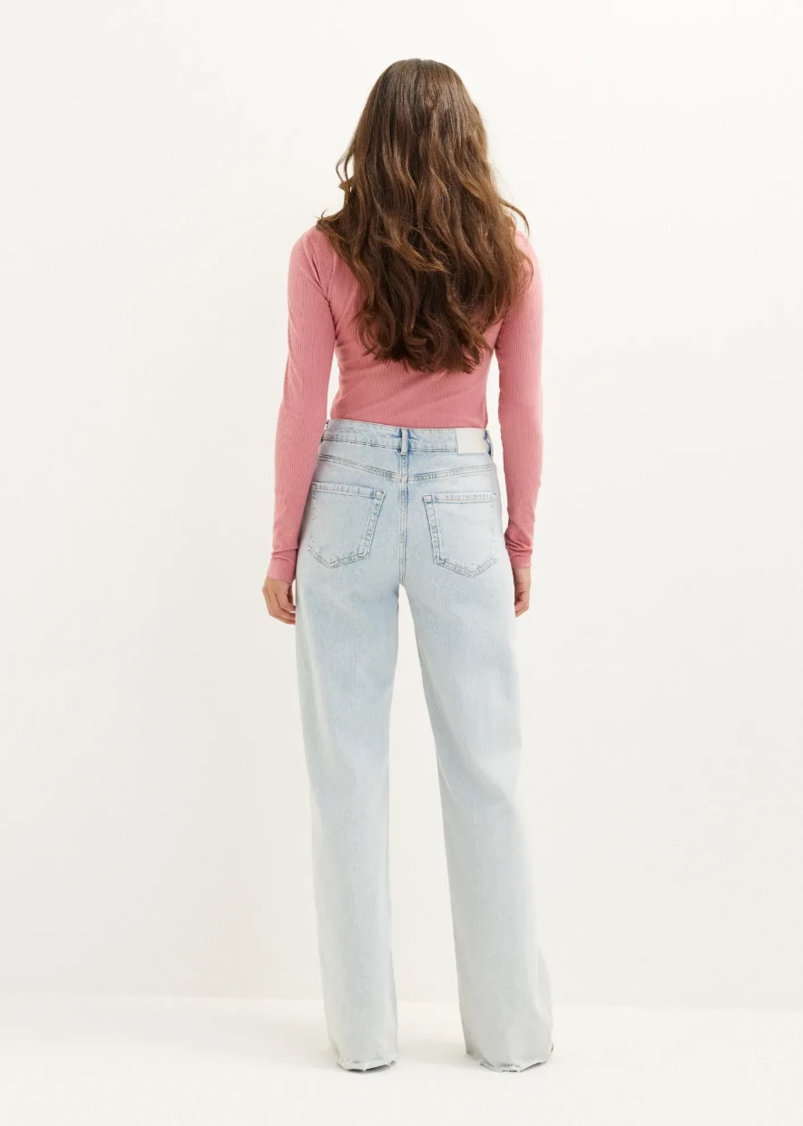 Picture of Ruffled Long-Sleeve Shirt