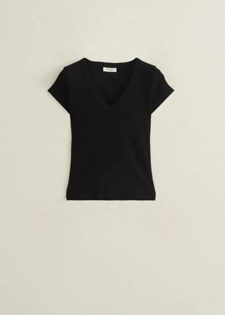 Picture of Classic V-Neck Tee
