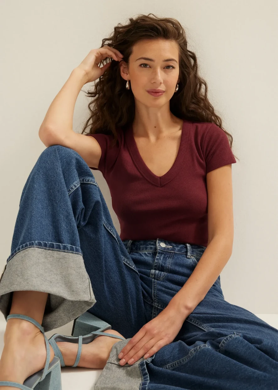 Picture of Classic V-Neck Tee