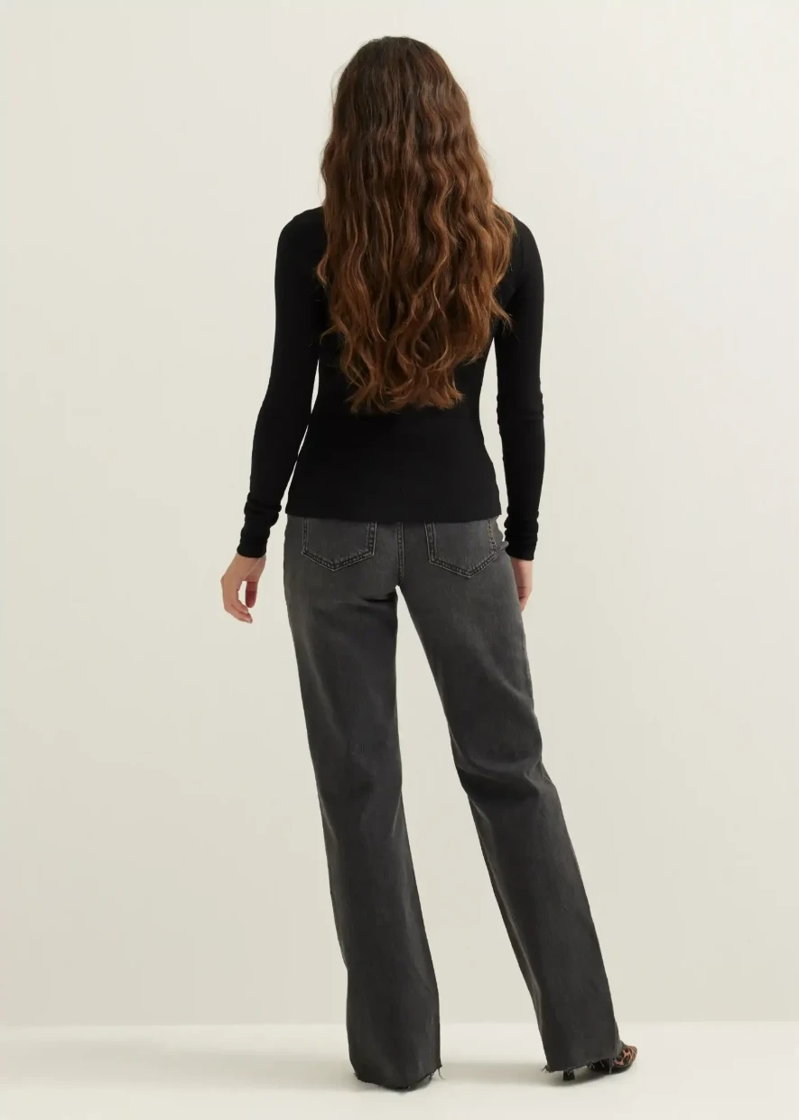 Picture of Ribbed Long-Sleeve T-Shirt