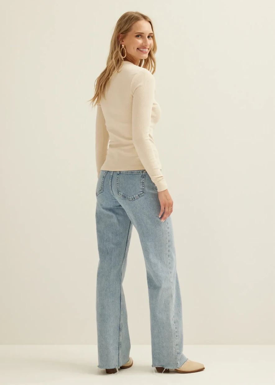 Picture of Ribbed Long-Sleeve T-Shirt