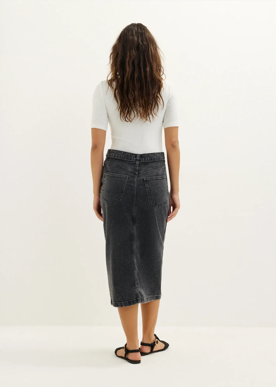 Picture of Ribbed T-shirt with Lace Detail