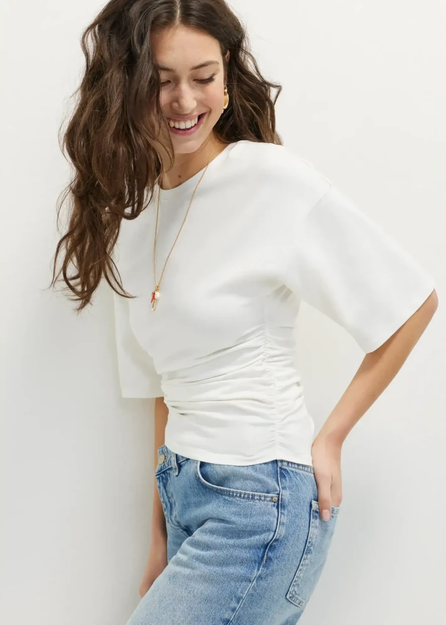 Picture of T-shirt with Side Pleat Detail