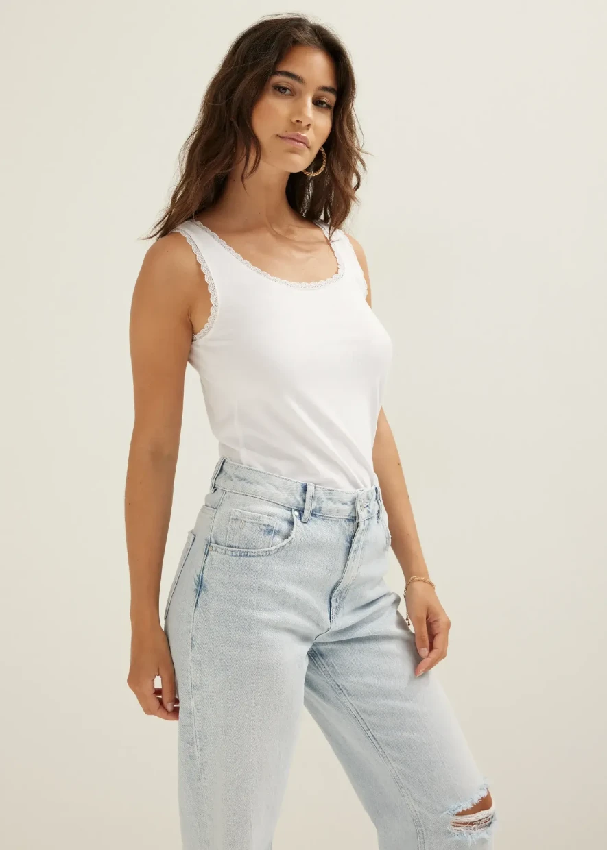 Picture of Lace Singlet