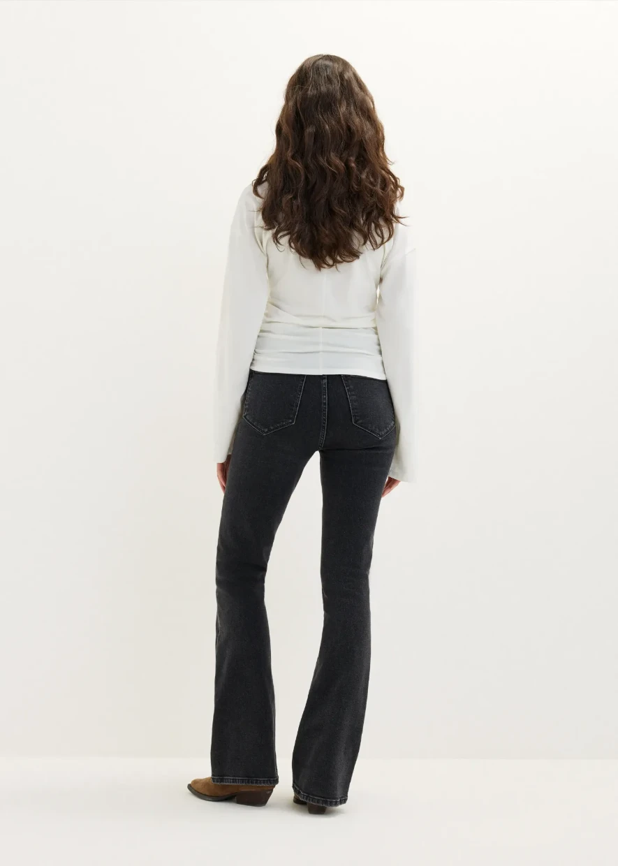 Picture of Long-Sleeve Shirt with Side Pleat Detail