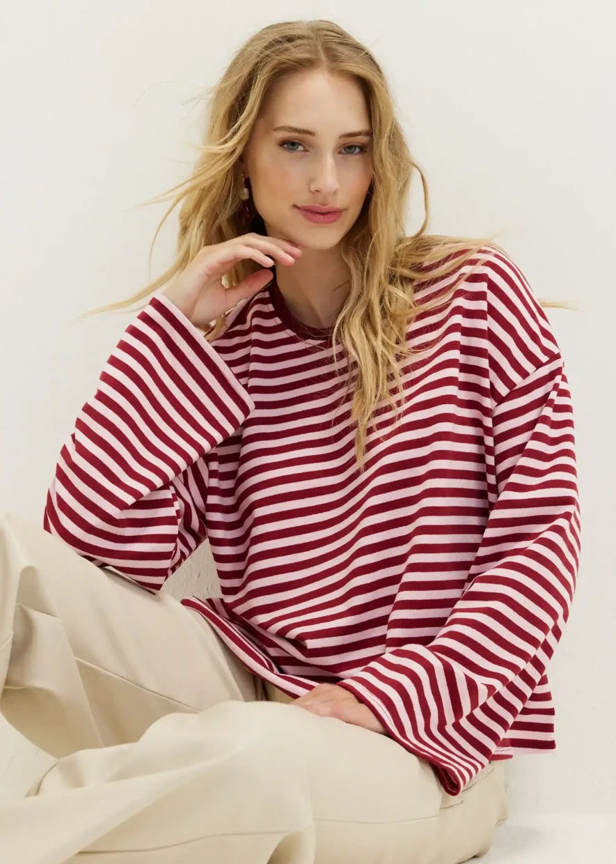 Picture of Oversized Long-Sleeve T-Shirt