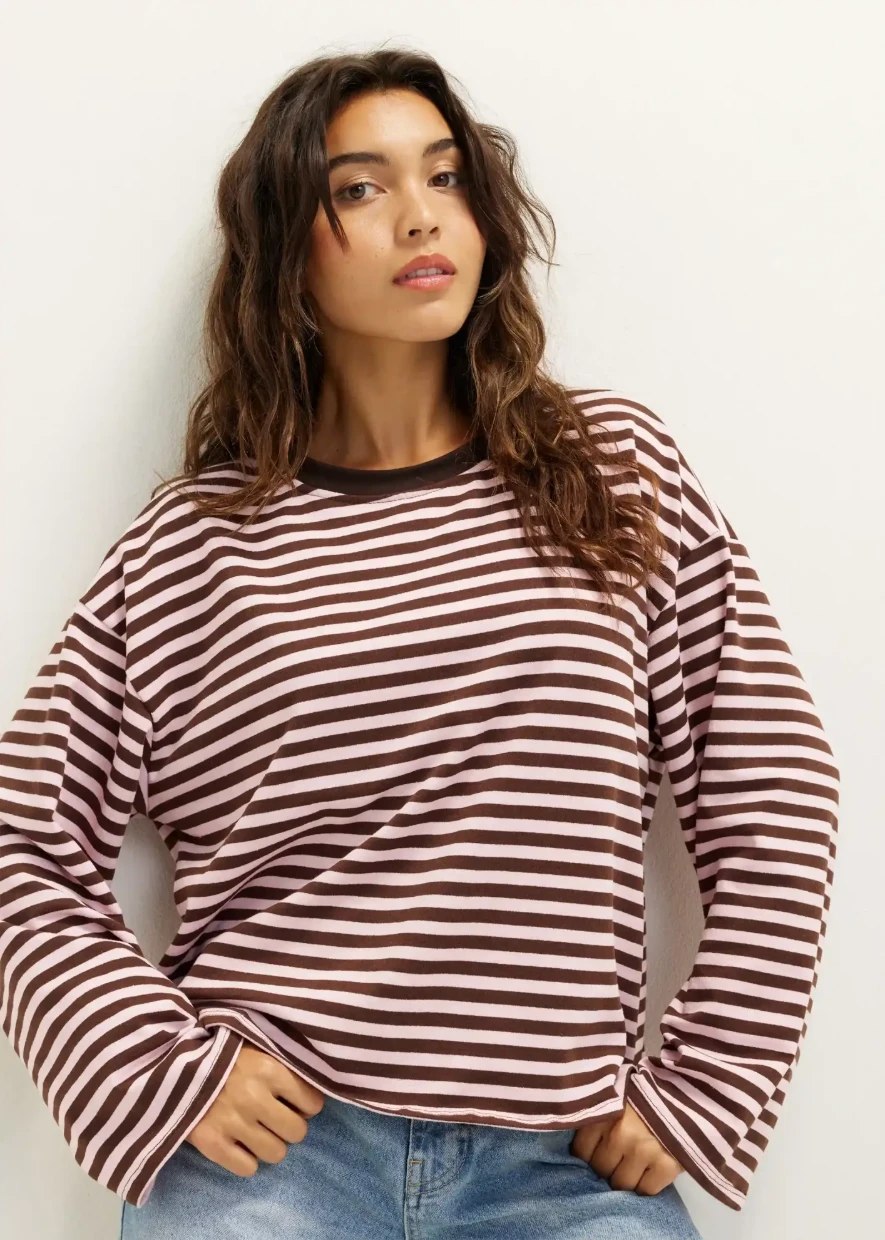Picture of Oversized Long-Sleeve T-Shirt