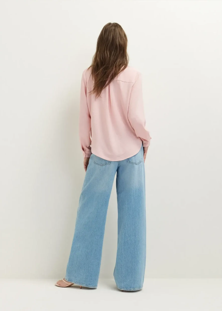 Picture of Basic long-sleeved blouse