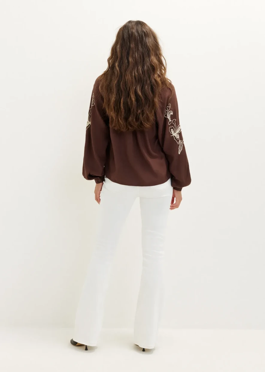 Picture of Blouse with embroidery