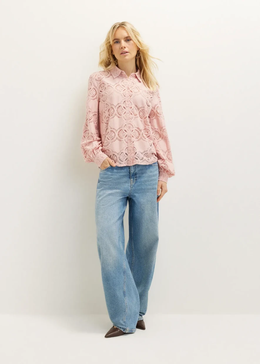 Picture of Lace blouse