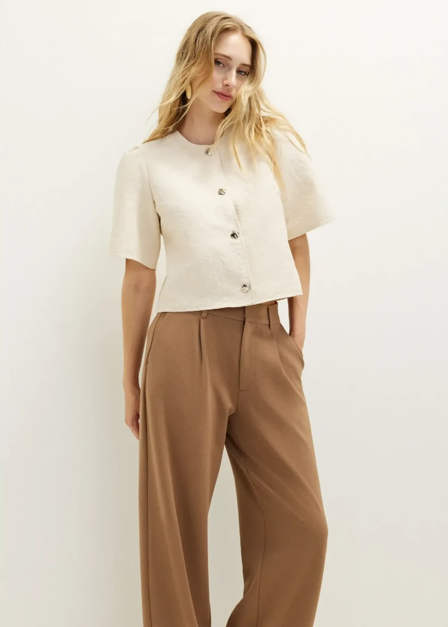Picture of Blouse with jacquard details