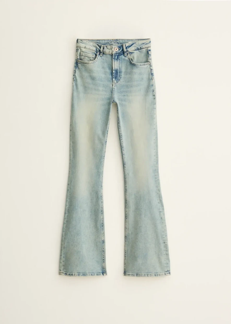 Picture of High-Waisted Flared Jeans