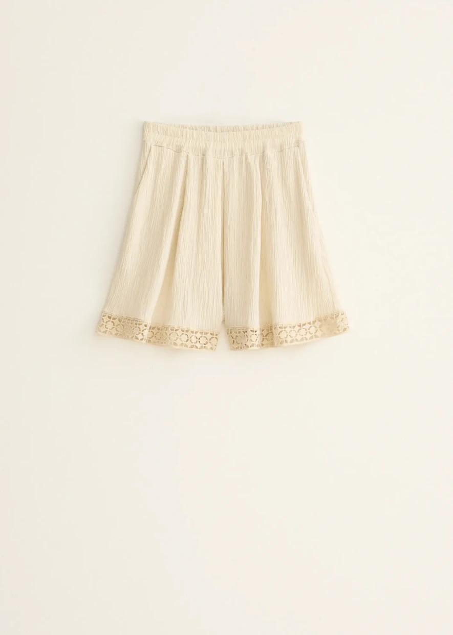 Picture of Contrast Trim Shorts