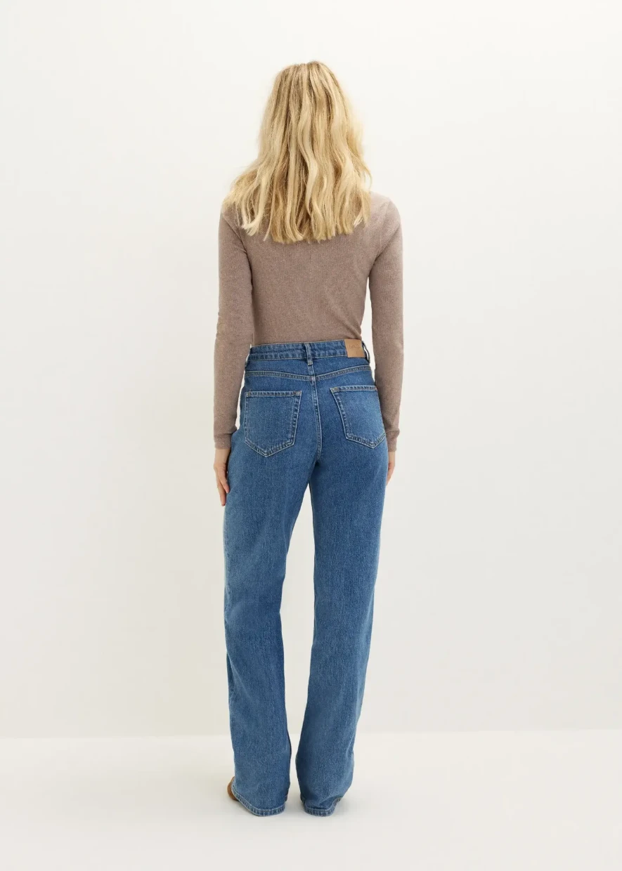 Picture of Relaxed Wide Leg Jeans