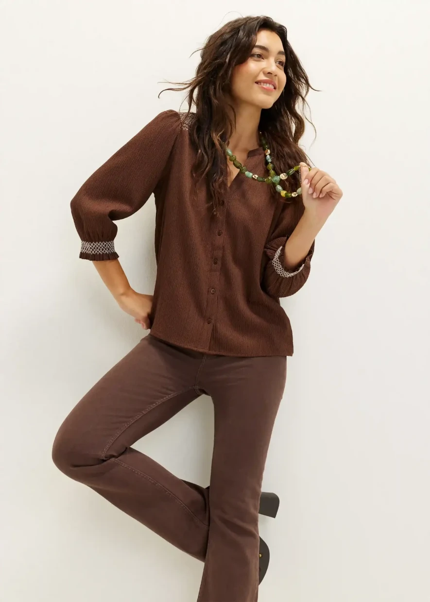 Picture of Blouse with embroidered texture