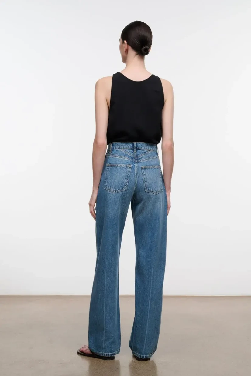 Picture of Leo Straight Jeans