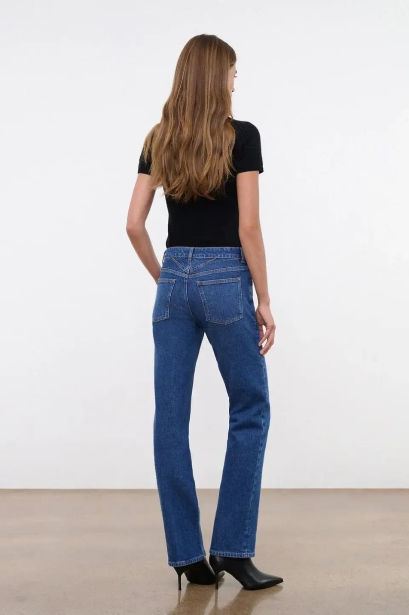Picture of Sienna Straight-Leg Jeans