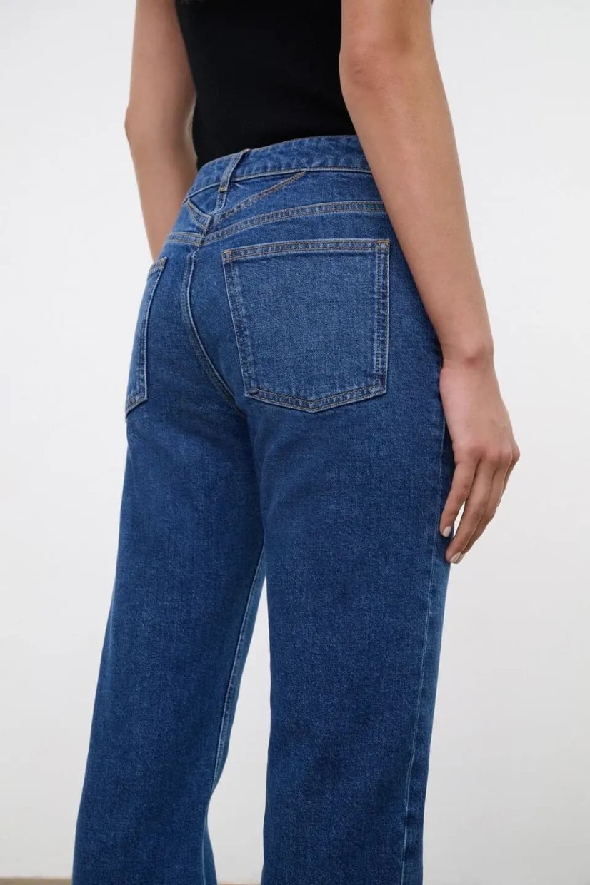 Picture of Sienna Straight-Leg Jeans