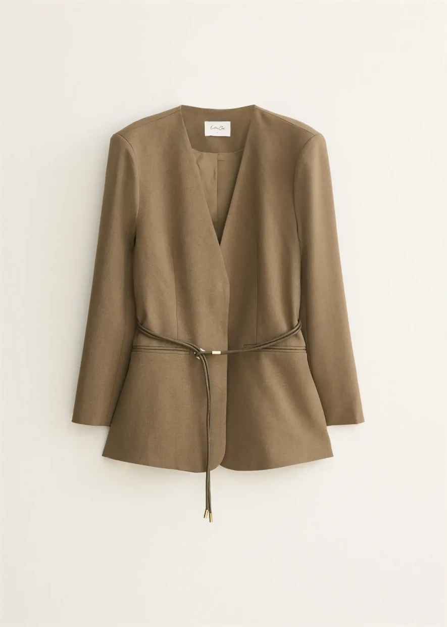 Picture of Blazer with belt