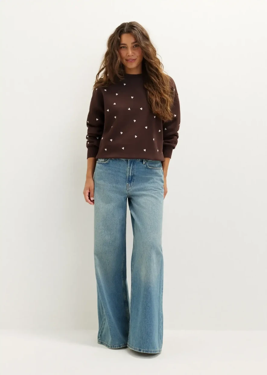 Picture of Sweater with hearts