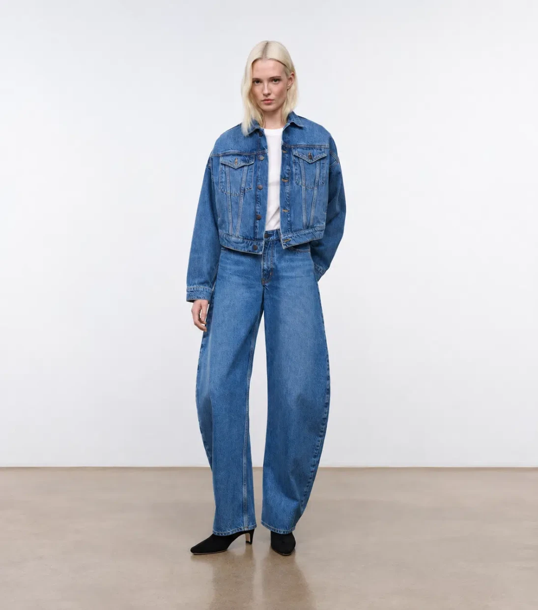 Picture of Cropped Denim Jacket