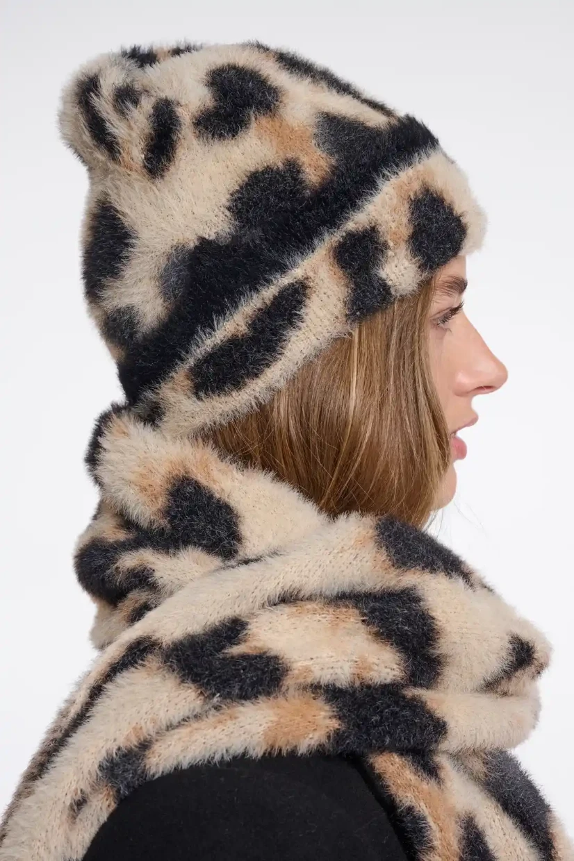 Picture of Leopard Knit Beanie