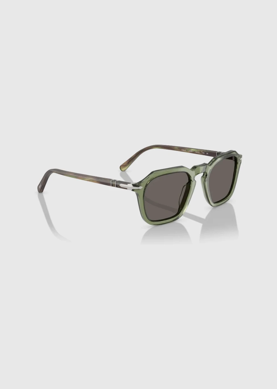 Picture of Mrois Sunglasses