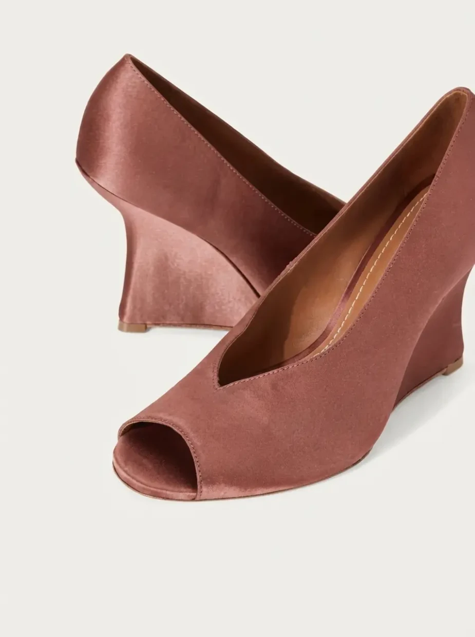 Picture of Chic Peep Toe Wedge