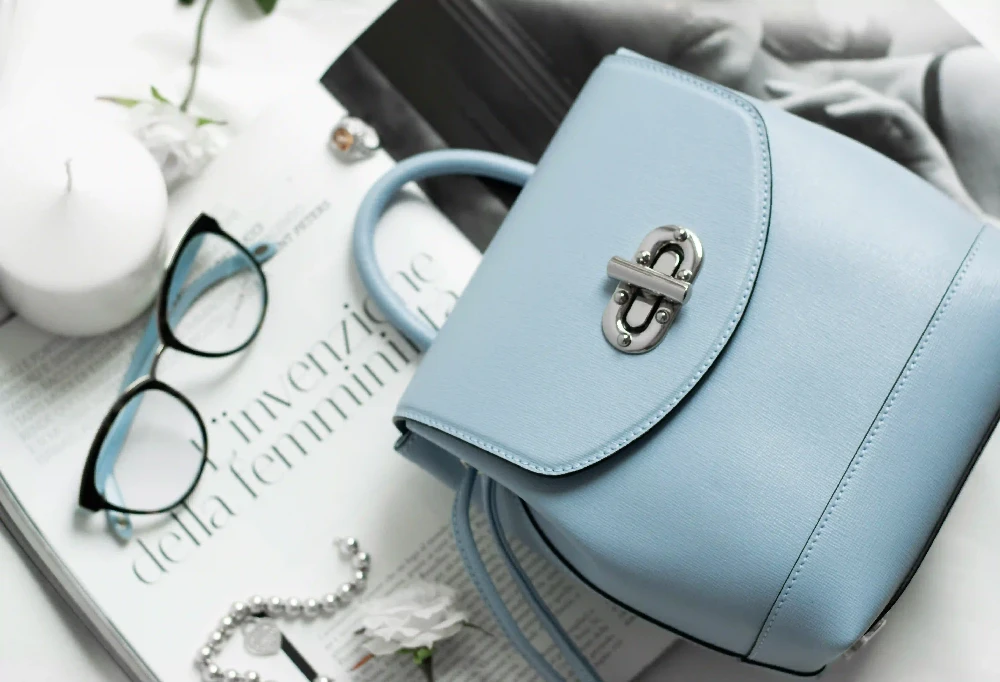 Women's Accessories